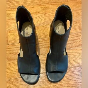 Naked Feet Size 10 Sandal Bootie